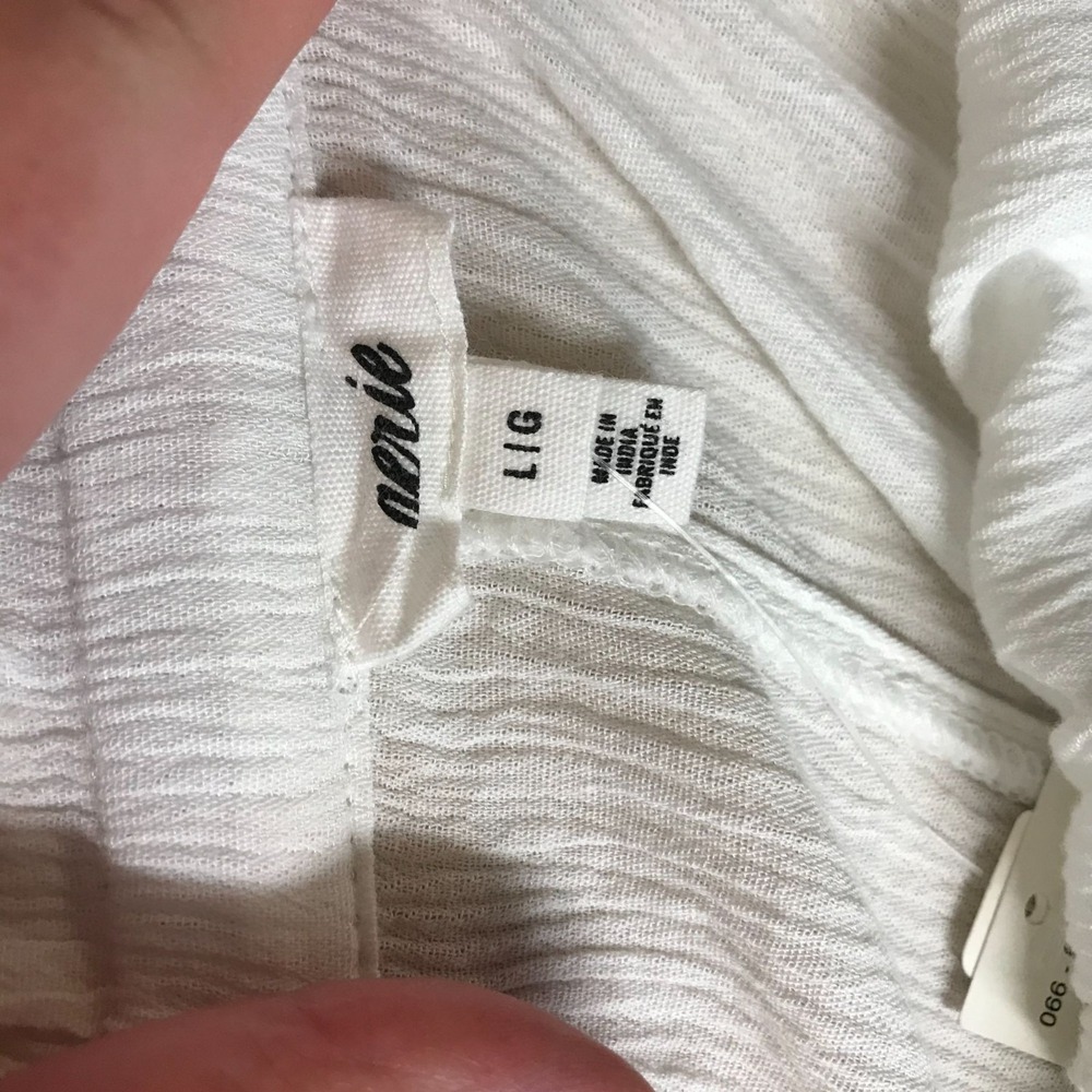 AERIE - WOMEN'S‎ LARGE - WHITE DRAWSTRING WAIST LACE DETAIL SLEEPWEAR SHORTS - Picture 7 of 11